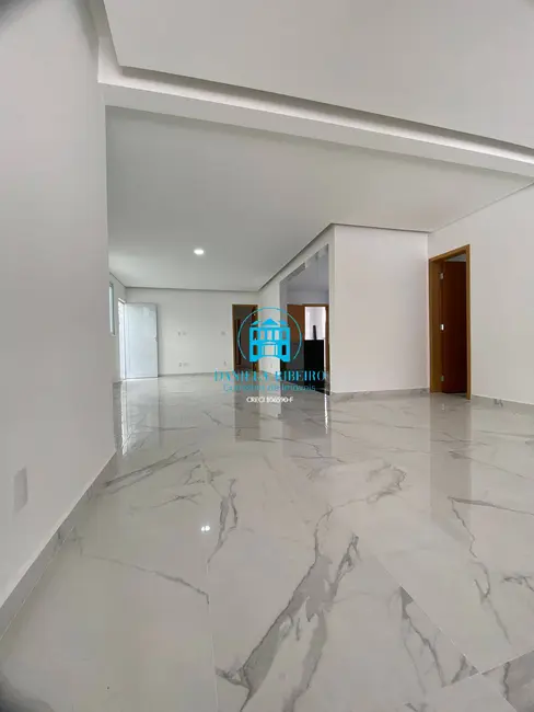 Foto 2 de Casa com 3 quartos à venda, 125m2 em Ponta da Praia, Santos - SP