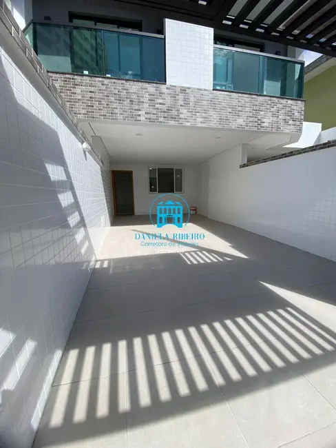 Foto 1 de Casa com 3 quartos à venda, 125m2 em Ponta da Praia, Santos - SP