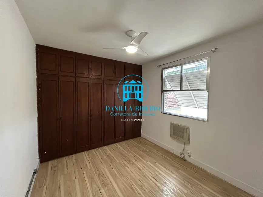 Apartamento com 3 quartos para alugar, 87m2 em Embaré, Santos - SP - imagem 3 Foto 3 de Apartamento com 3 quartos para alugar, 87m2 em Embaré, Santos - SP