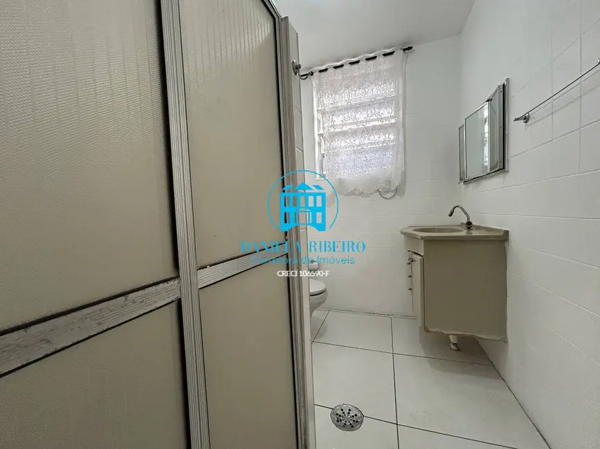 Apartamento com 3 quartos para alugar, 87m2 em Embaré, Santos - SP - imagem 9 Foto 9 de Apartamento com 3 quartos para alugar, 87m2 em Embaré, Santos - SP