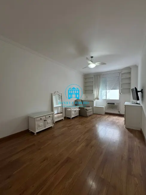 Foto 9 de Apartamento com 2 quartos à venda, 97m2 em Gonzaga, Santos - SP