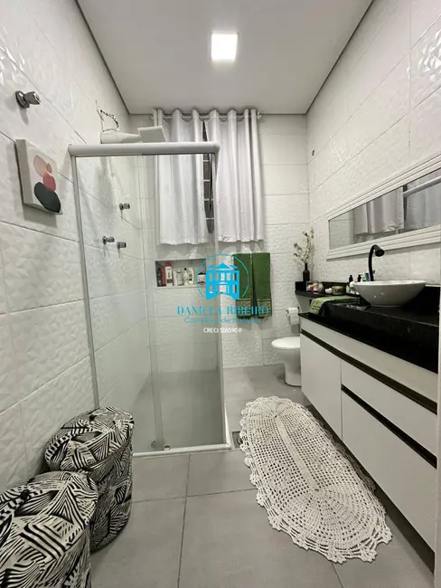 Foto 9 de Casa com 3 quartos à venda, 300m2 em Vila Mathias, Santos - SP
