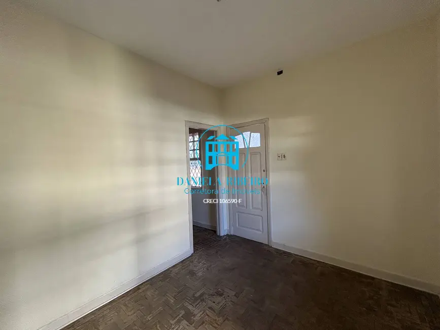 Casa com 3 quartos à venda e para alugar, 186m2 em Campo Grande, Santos - SP - imagem 8 Foto 8 de Casa com 3 quartos à venda e para alugar, 186m2 em Campo Grande, Santos - SP