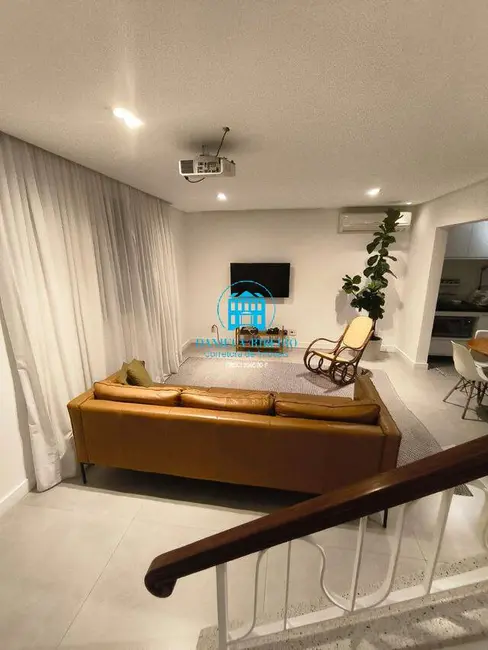 Foto 1 de Casa com 3 quartos à venda, 102m2 em Marapé, Santos - SP