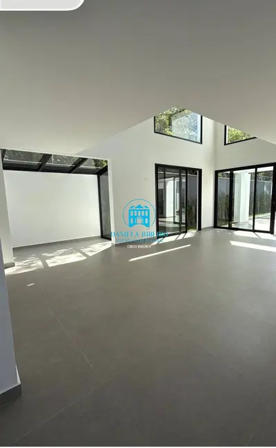 Foto 7 de Casa com 4 quartos à venda, 250m2 em Itanhaem - SP
