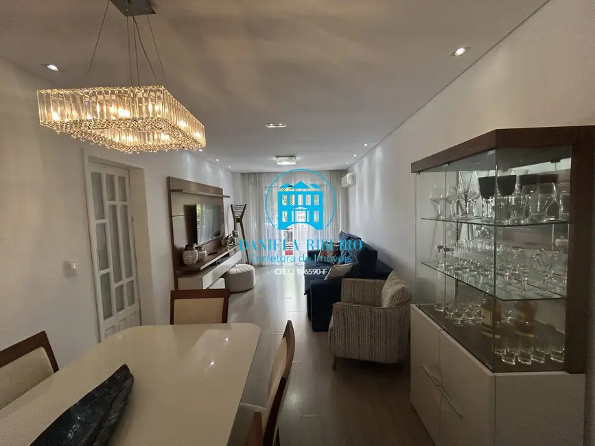 Foto 8 de Apartamento com 3 quartos à venda, 127m2 em Gonzaga, Santos - SP