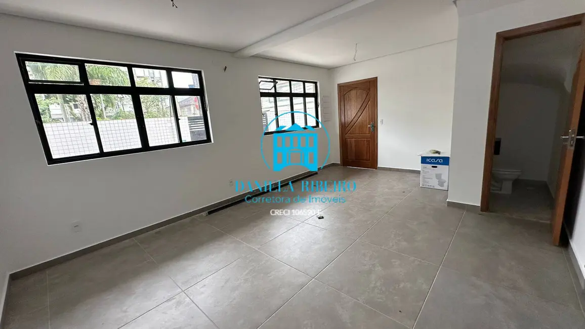 Casa com 3 quartos à venda, 140m2 em Vila Mathias, Santos - SP - imagem 2 Foto 2 de Casa com 3 quartos à venda, 140m2 em Vila Mathias, Santos - SP