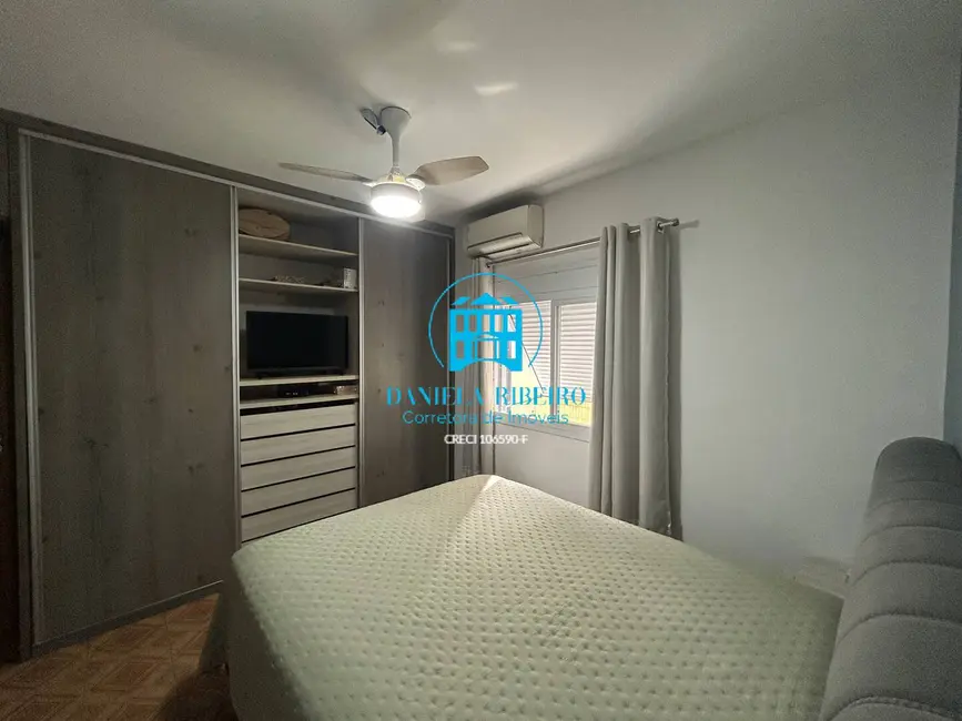 Foto 9 de Apartamento com 2 quartos à venda, 78m2 em Embaré, Santos - SP
