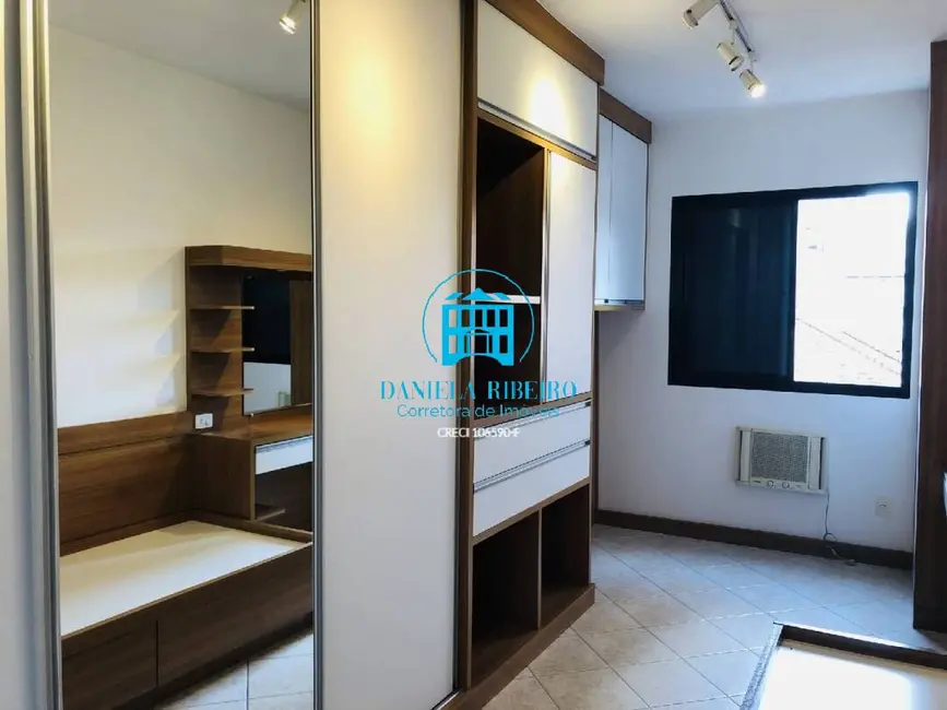 Apartamento com 3 quartos para alugar, 120m2 em Embaré, Santos - SP - imagem 6 Foto 6 de Apartamento com 3 quartos para alugar, 120m2 em Embaré, Santos - SP