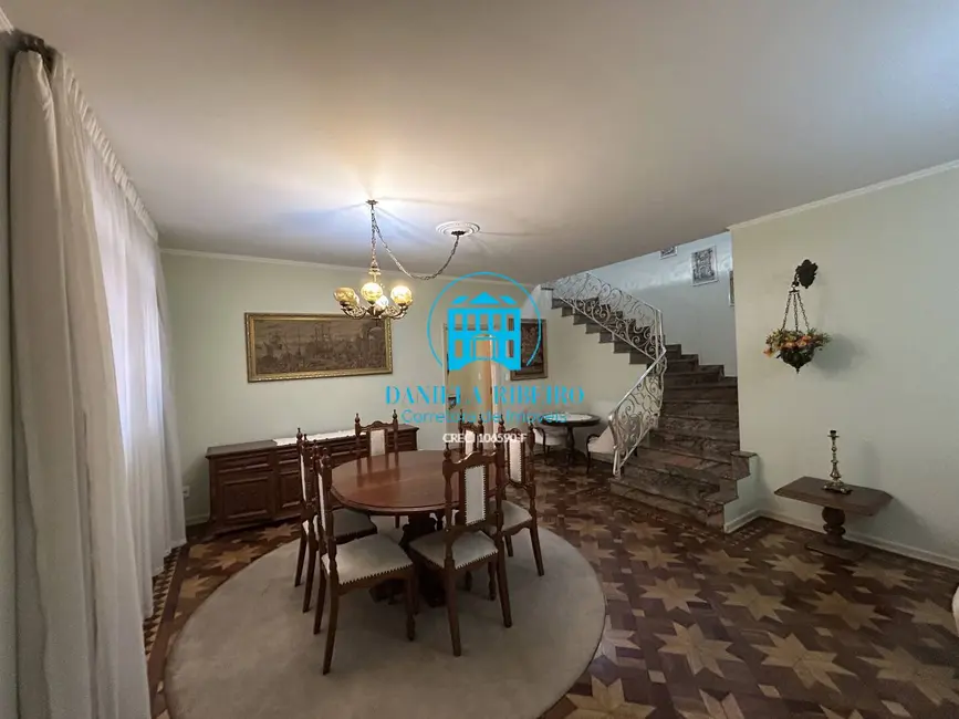 Casa com 3 quartos à venda, 247m2 em Boqueirão, Santos - SP - imagem 3 Foto 3 de Casa com 3 quartos à venda, 247m2 em Boqueirão, Santos - SP