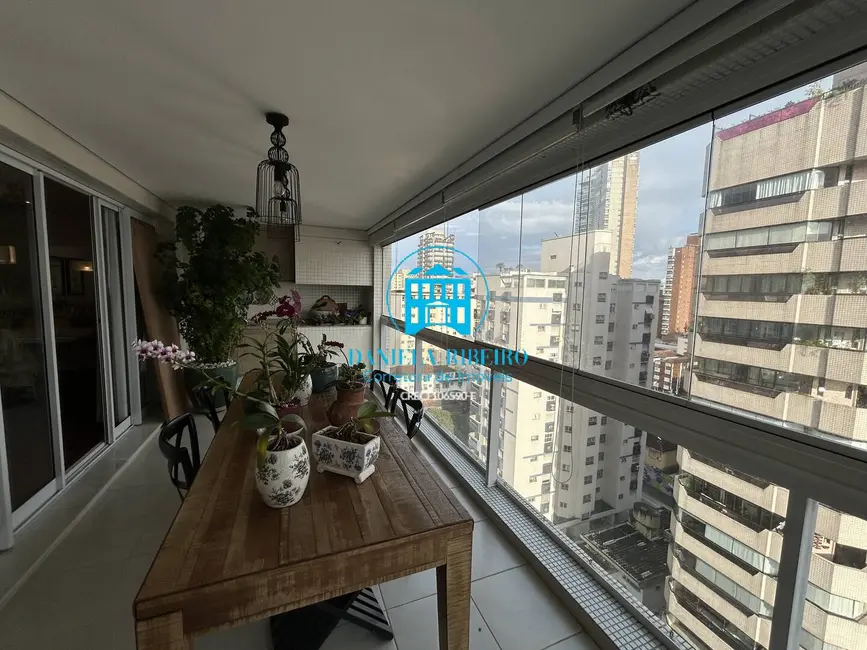 Foto 3 de Apartamento com 3 quartos à venda, 155m2 em Embaré, Santos - SP