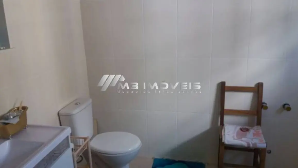 Casa com 3 quartos à venda, 130m2 em Desvio Rizzo, Caxias Do Sul - RS - imagem 6 Foto 6 de Casa com 3 quartos à venda, 130m2 em Desvio Rizzo, Caxias Do Sul - RS