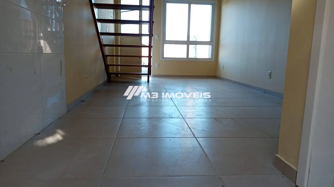 Foto 4 de Sobrado com 2 quartos à venda, 60m2 em Esplanada, Caxias Do Sul - RS