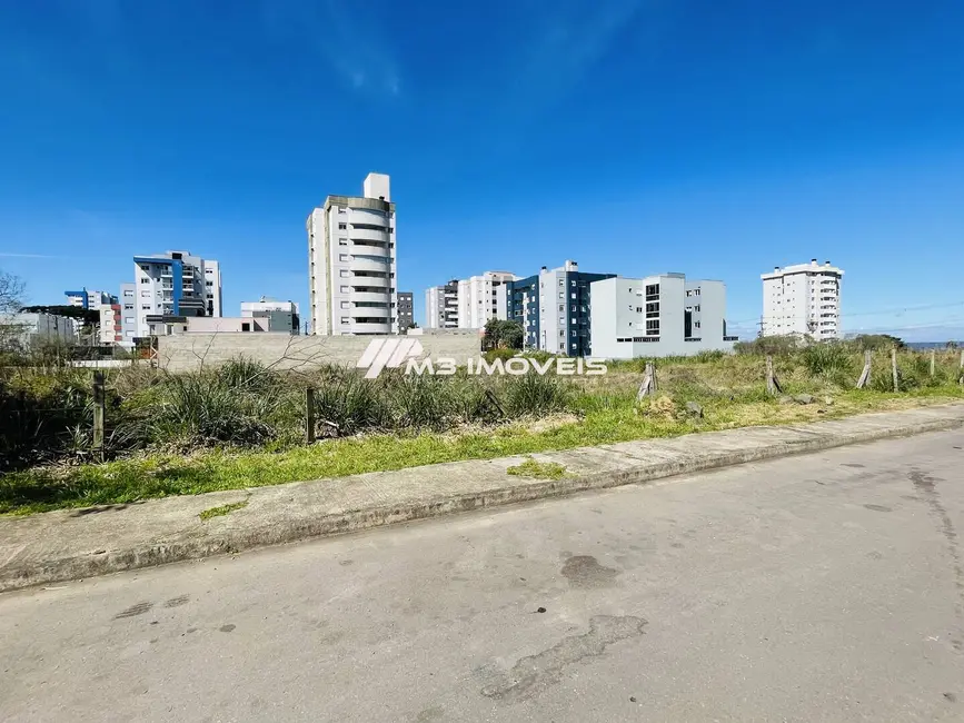 Foto 1 de Terreno / Lote à venda, 360m2 em Caxias Do Sul - RS