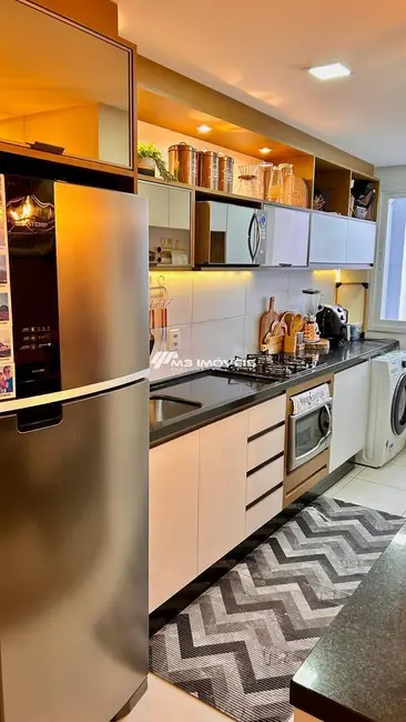 Apartamento com 2 quartos à venda, 54m2 em Caxias Do Sul - RS - imagem 4 Foto 4 de Apartamento com 2 quartos à venda, 54m2 em Caxias Do Sul - RS