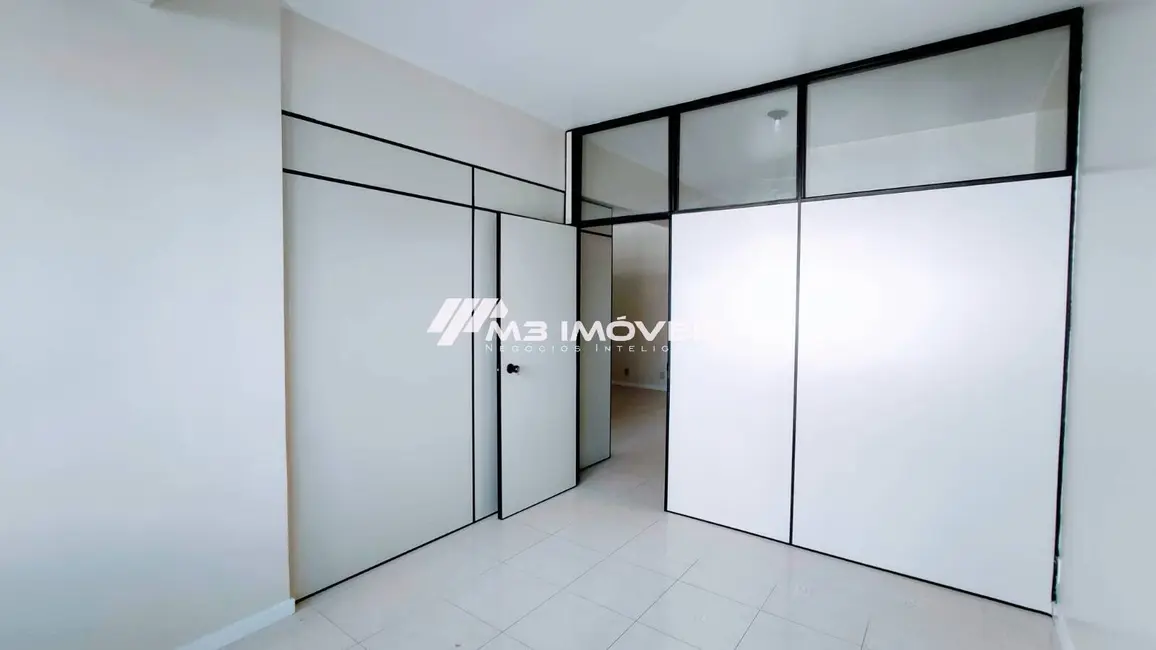 Foto 2 de Sala Comercial à venda, 54m2 em Centro, Caxias Do Sul - RS