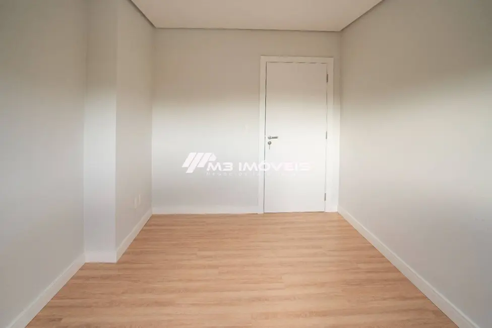 Casa com 3 quartos à venda, 251m2 em Nossa Senhora das Graças, Caxias Do Sul - RS - imagem 7 Foto 7 de Casa com 3 quartos à venda, 251m2 em Nossa Senhora das Graças, Caxias Do Sul - RS