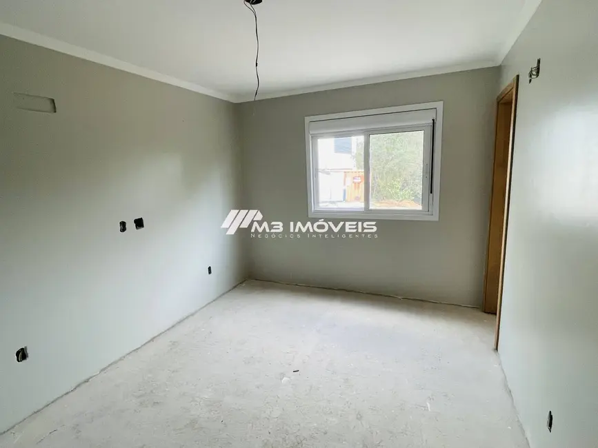 Foto 4 de Sobrado com 3 quartos à venda, 118m2 em Caxias Do Sul - RS