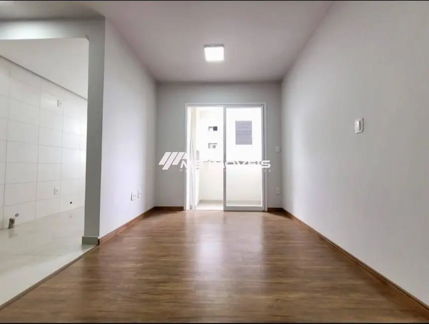 Foto 3 de Apartamento com 2 quartos à venda, 55m2 em Panazzolo, Caxias Do Sul - RS