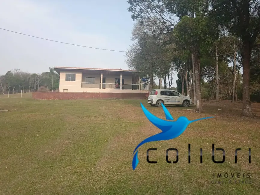 Foto 3 de Chácara com 3 quartos à venda, 26105m2 em Agudos Do Sul - PR