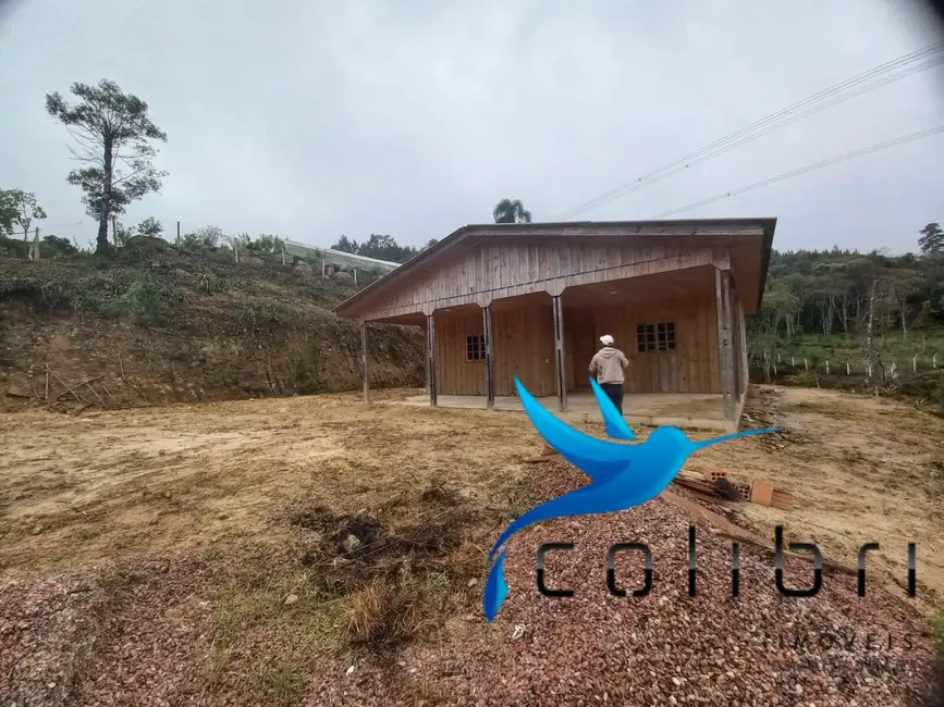 Foto 2 de Chácara com 3 quartos à venda, 4612m2 em Agudos Do Sul - PR