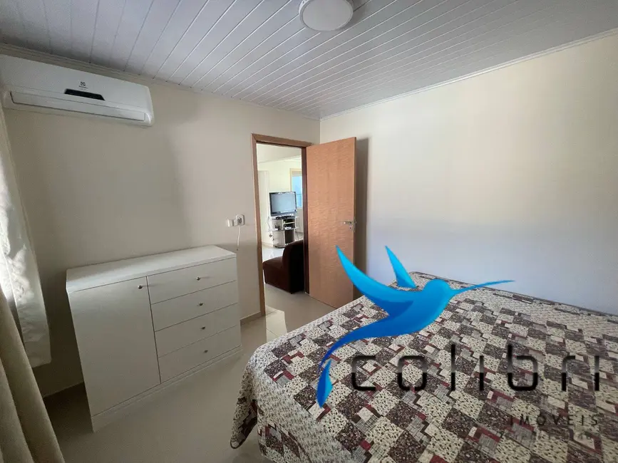 Foto 8 de Casa com 4 quartos à venda, 480m2 em Centro, Guaratuba - PR