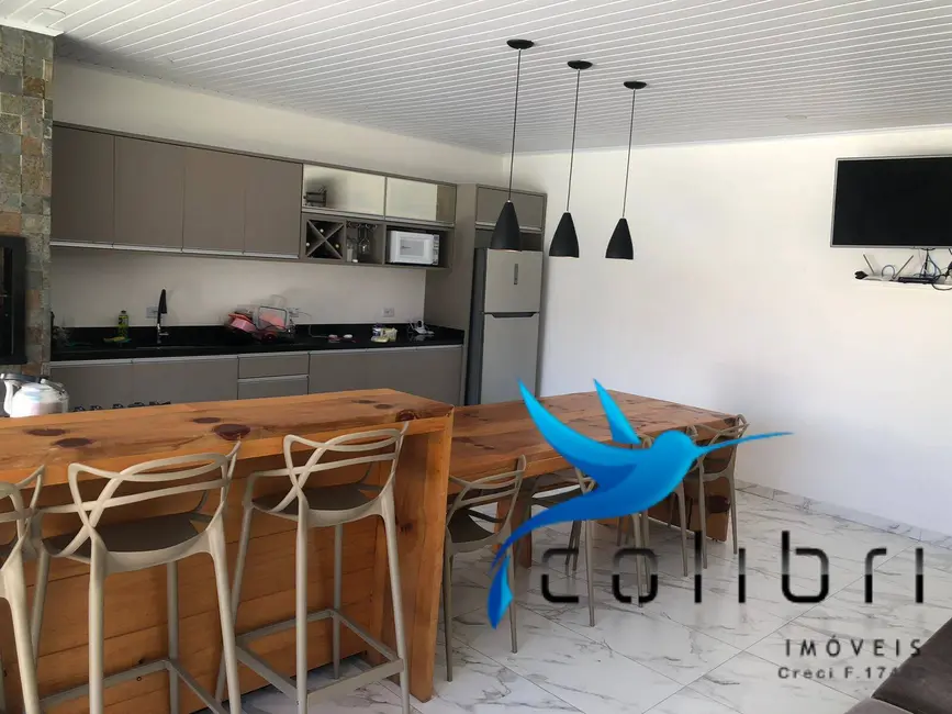 Foto 3 de Casa com 4 quartos à venda, 480m2 em Centro, Guaratuba - PR