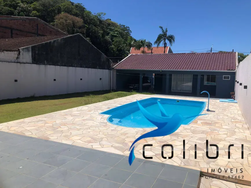 Foto 1 de Casa com 4 quartos à venda, 480m2 em Centro, Guaratuba - PR