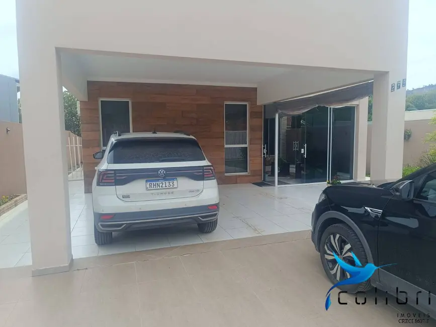 Casa com 3 quartos à venda, 550m2 em Centro, Agudos Do Sul - PR - imagem 2 Foto 2 de Casa com 3 quartos à venda, 550m2 em Centro, Agudos Do Sul - PR