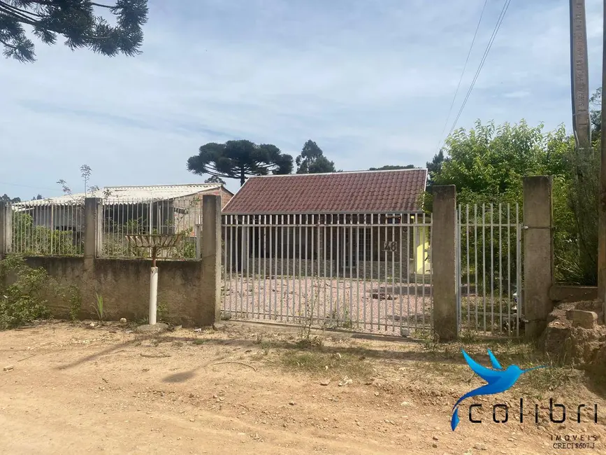 Casa com 3 quartos à venda, 627m2 em Leão, Agudos Do Sul - PR - imagem 4 Foto 4 de Casa com 3 quartos à venda, 627m2 em Leão, Agudos Do Sul - PR