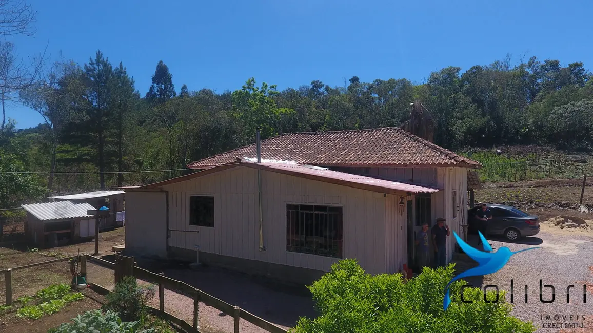 Foto 6 de Chácara com 3 quartos à venda, 15040m2 em Agudos Do Sul - PR