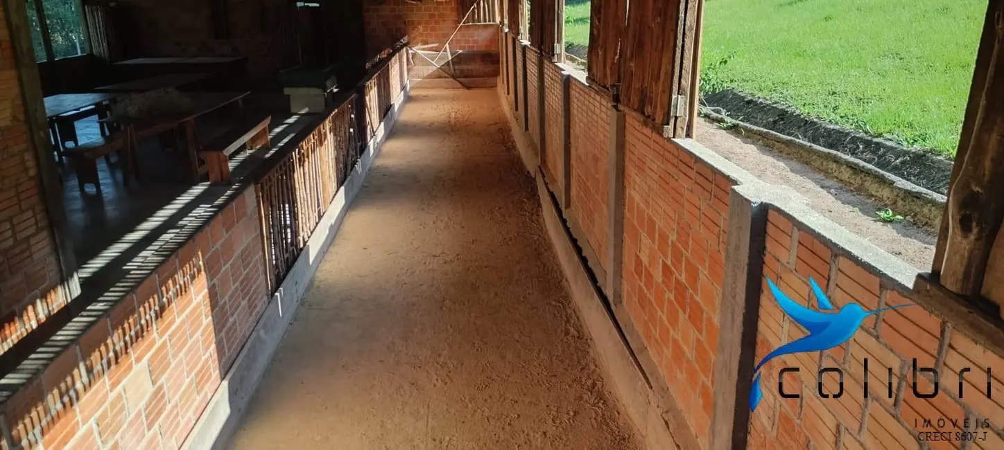 Foto 8 de Chácara com 13 quartos à venda, 130474m2 em Agudos Do Sul - PR