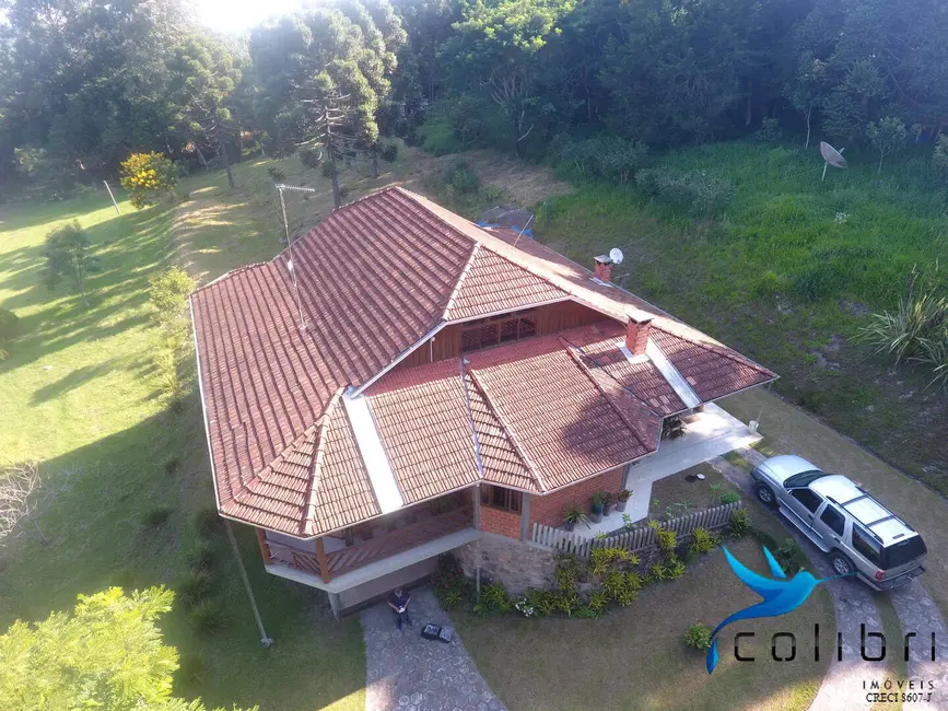 Foto 4 de Chácara com 13 quartos à venda, 130474m2 em Agudos Do Sul - PR