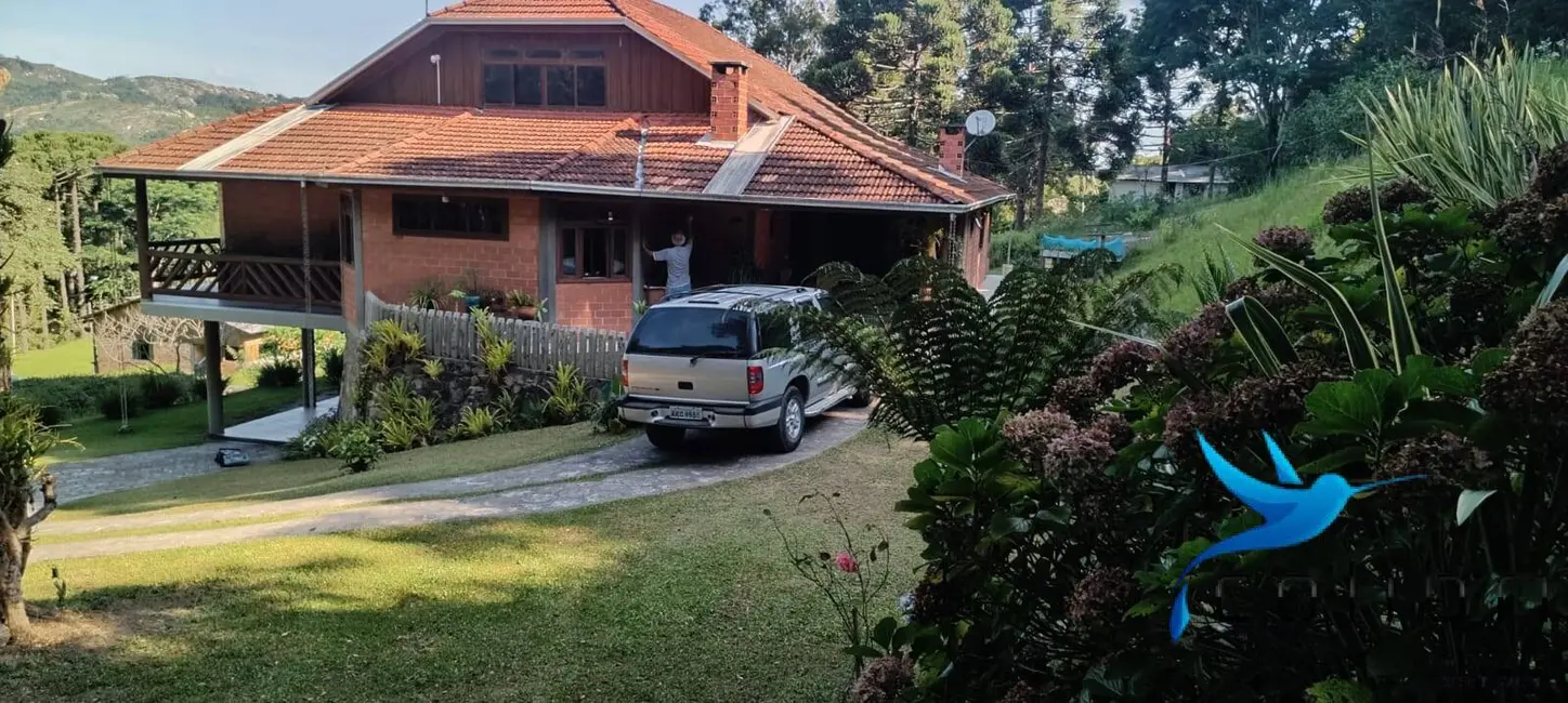 Foto 2 de Chácara com 13 quartos à venda, 130474m2 em Agudos Do Sul - PR