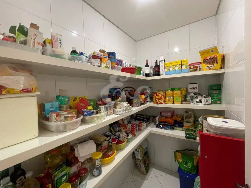 Casa com 4 quartos à venda, 450m2 em Alphaville, Santana De Parnaiba - SP - imagem 8 Foto 8 de Casa com 4 quartos à venda, 450m2 em Alphaville, Santana De Parnaiba - SP