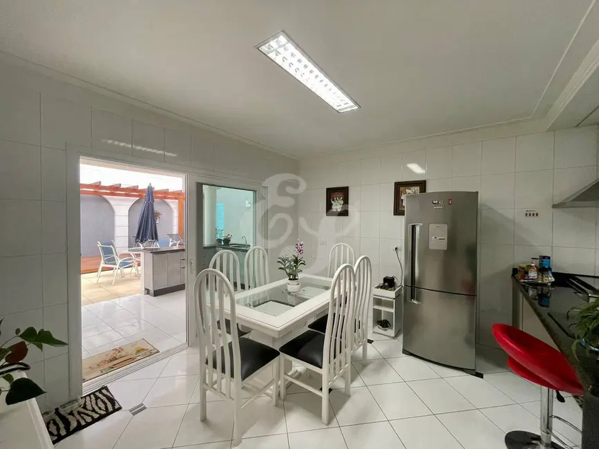 Casa com 4 quartos à venda, 450m2 em Alphaville, Santana De Parnaiba - SP - imagem 3 Foto 3 de Casa com 4 quartos à venda, 450m2 em Alphaville, Santana De Parnaiba - SP