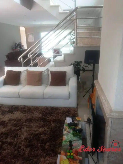 Casa com 4 quartos à venda, 305m2 em Alphaville, Santana De Parnaiba - SP - imagem 3 Foto 3 de Casa com 4 quartos à venda, 305m2 em Alphaville, Santana De Parnaiba - SP