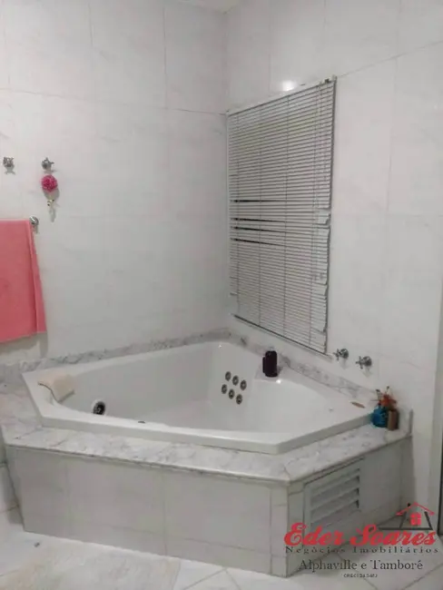 Casa com 4 quartos à venda, 305m2 em Alphaville, Santana De Parnaiba - SP - imagem 8 Foto 8 de Casa com 4 quartos à venda, 305m2 em Alphaville, Santana De Parnaiba - SP