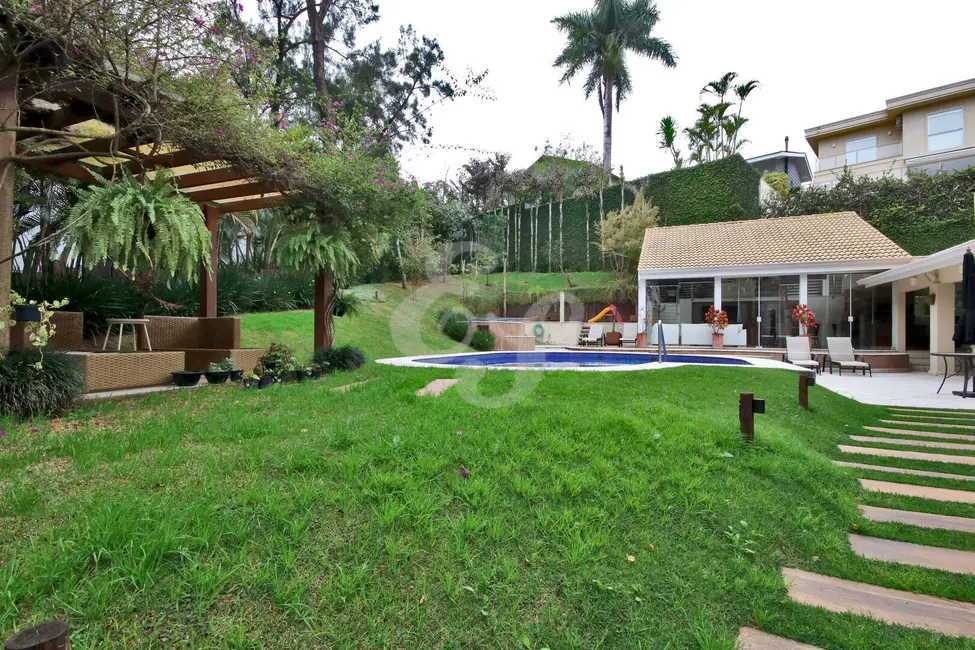 Casa com 5 quartos à venda, 597m2 em Alphaville, Santana De Parnaiba - SP - imagem 7 Foto 7 de Casa com 5 quartos à venda, 597m2 em Alphaville, Santana De Parnaiba - SP