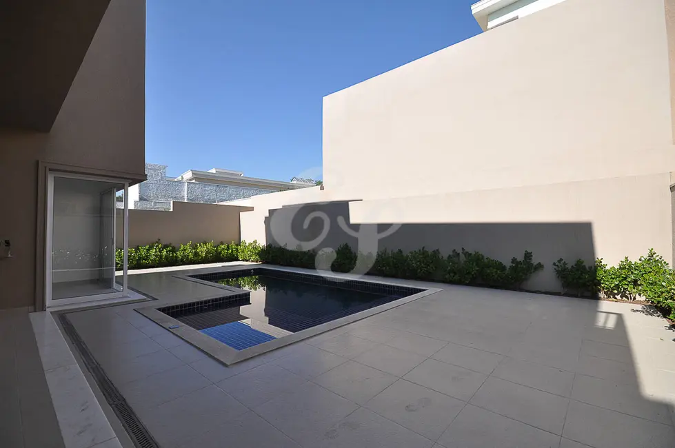 Casa com 4 quartos à venda, 430m2 em Alphaville, Santana De Parnaiba - SP - imagem 3 Foto 3 de Casa com 4 quartos à venda, 430m2 em Alphaville, Santana De Parnaiba - SP