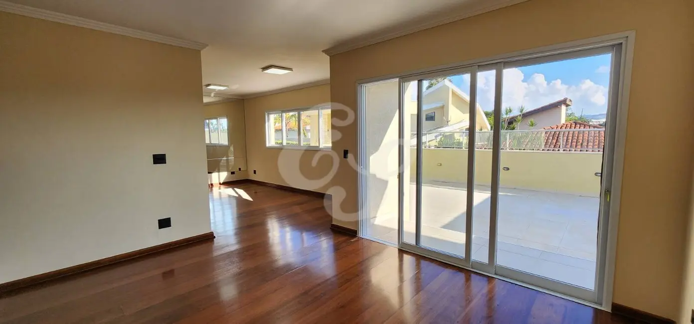 Casa com 2 quartos à venda e para alugar, 312m2 em Alphaville, Santana De Parnaiba - SP - imagem 4 Foto 4 de Casa com 2 quartos à venda e para alugar, 312m2 em Alphaville, Santana De Parnaiba - SP