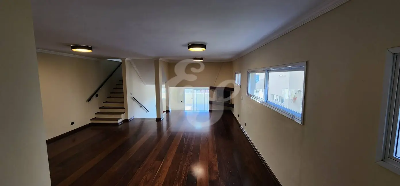 Casa com 2 quartos à venda e para alugar, 312m2 em Alphaville, Santana De Parnaiba - SP - imagem 3 Foto 3 de Casa com 2 quartos à venda e para alugar, 312m2 em Alphaville, Santana De Parnaiba - SP