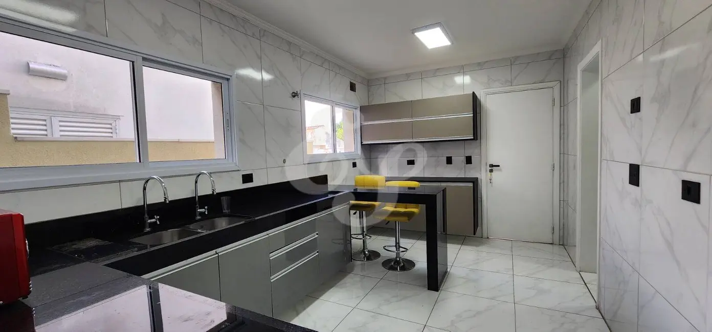Casa com 2 quartos à venda e para alugar, 312m2 em Alphaville, Santana De Parnaiba - SP - imagem 5 Foto 5 de Casa com 2 quartos à venda e para alugar, 312m2 em Alphaville, Santana De Parnaiba - SP