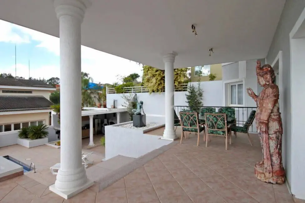 Casa com 6 quartos à venda e para alugar, 980m2 em Alphaville, Santana De Parnaiba - SP - imagem 5 Foto 5 de Casa com 6 quartos à venda e para alugar, 980m2 em Alphaville, Santana De Parnaiba - SP