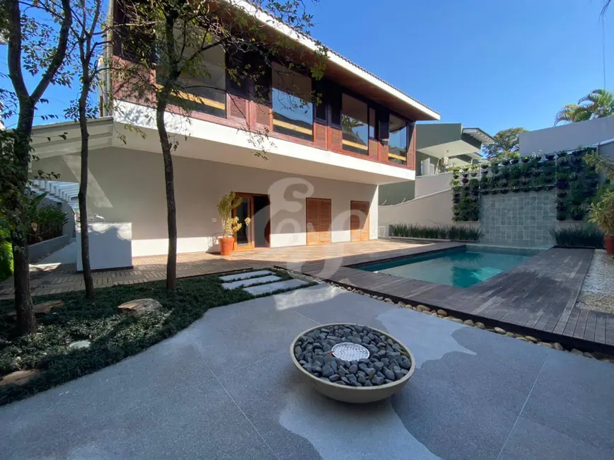 Foto 2 de Casa com 4 quartos à venda e para alugar, 547m2 em Barueri - SP