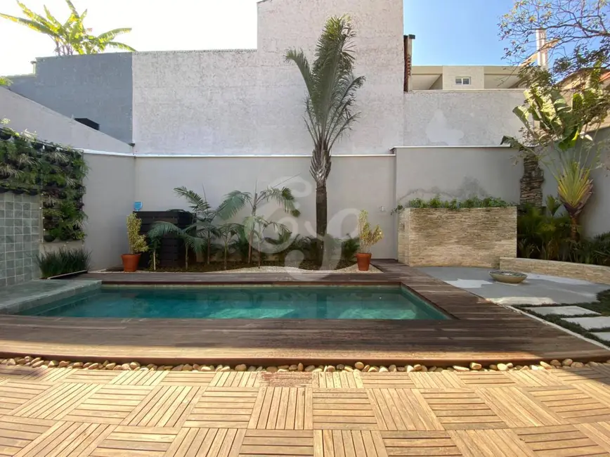 Foto 3 de Casa com 4 quartos à venda e para alugar, 547m2 em Barueri - SP