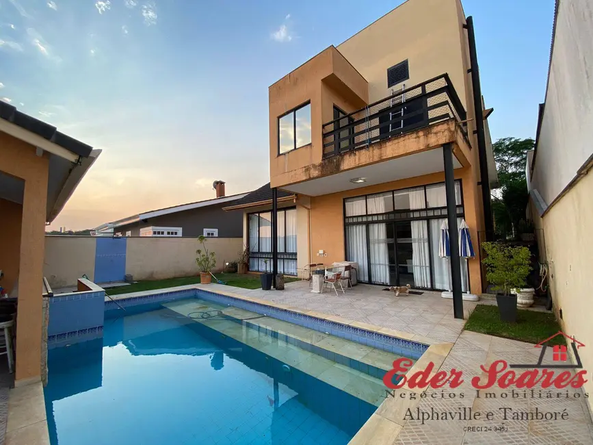 Casa com 4 quartos à venda, 400m2 em Alphaville, Santana De Parnaiba - SP - imagem 4 Foto 4 de Casa com 4 quartos à venda, 400m2 em Alphaville, Santana De Parnaiba - SP