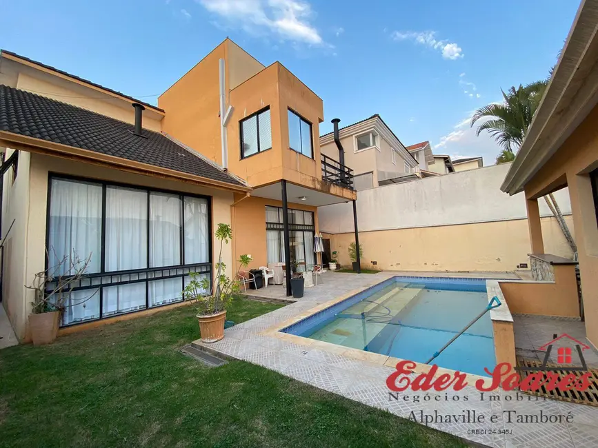 Casa com 4 quartos à venda, 400m2 em Alphaville, Santana De Parnaiba - SP - imagem 3 Foto 3 de Casa com 4 quartos à venda, 400m2 em Alphaville, Santana De Parnaiba - SP