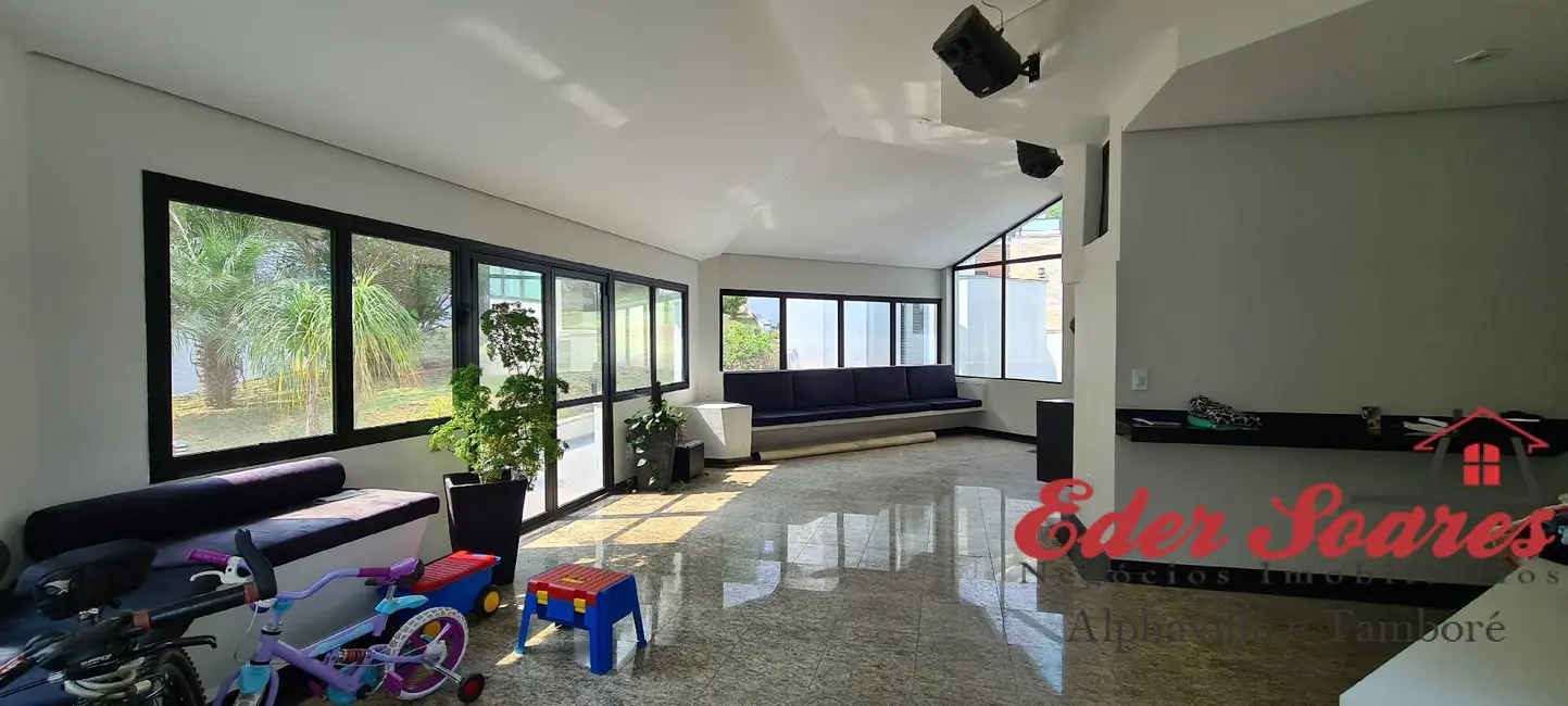 Casa com 4 quartos à venda e para alugar, 800m2 em Alphaville, Santana De Parnaiba - SP - imagem 8 Foto 8 de Casa com 4 quartos à venda e para alugar, 800m2 em Alphaville, Santana De Parnaiba - SP
