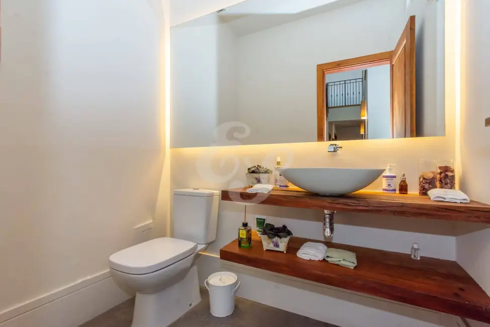 Casa com 4 quartos à venda e para alugar, 500m2 em Alphaville, Santana De Parnaiba - SP - imagem 5 Foto 5 de Casa com 4 quartos à venda e para alugar, 500m2 em Alphaville, Santana De Parnaiba - SP
